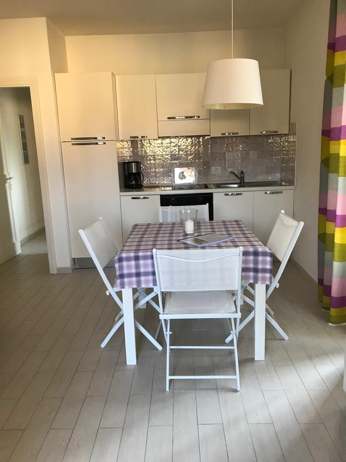Residenza Le Logge Lejlighedshotel Torri Del Benaco Eksteriør billede