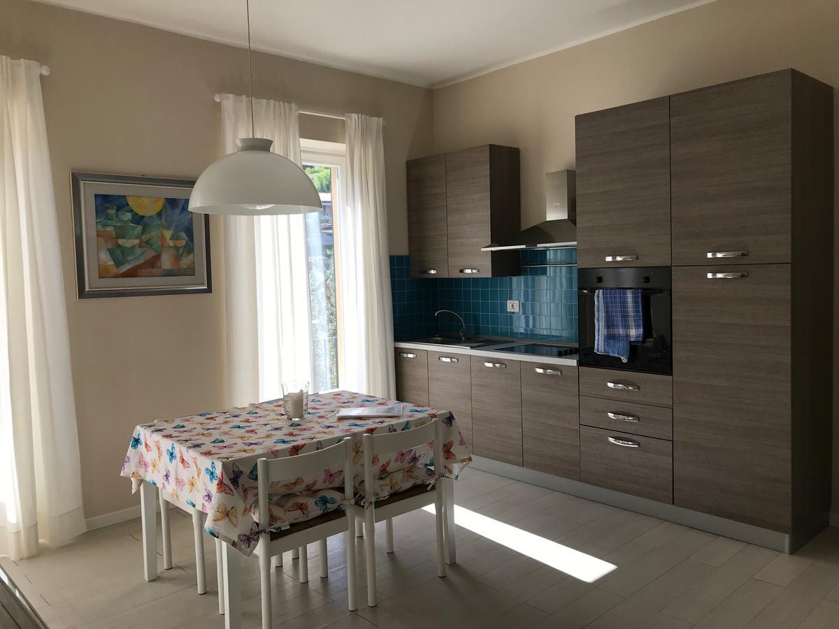 Residenza Le Logge Lejlighedshotel Torri Del Benaco Eksteriør billede