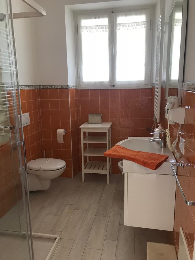 Residenza Le Logge Lejlighedshotel Torri Del Benaco Eksteriør billede