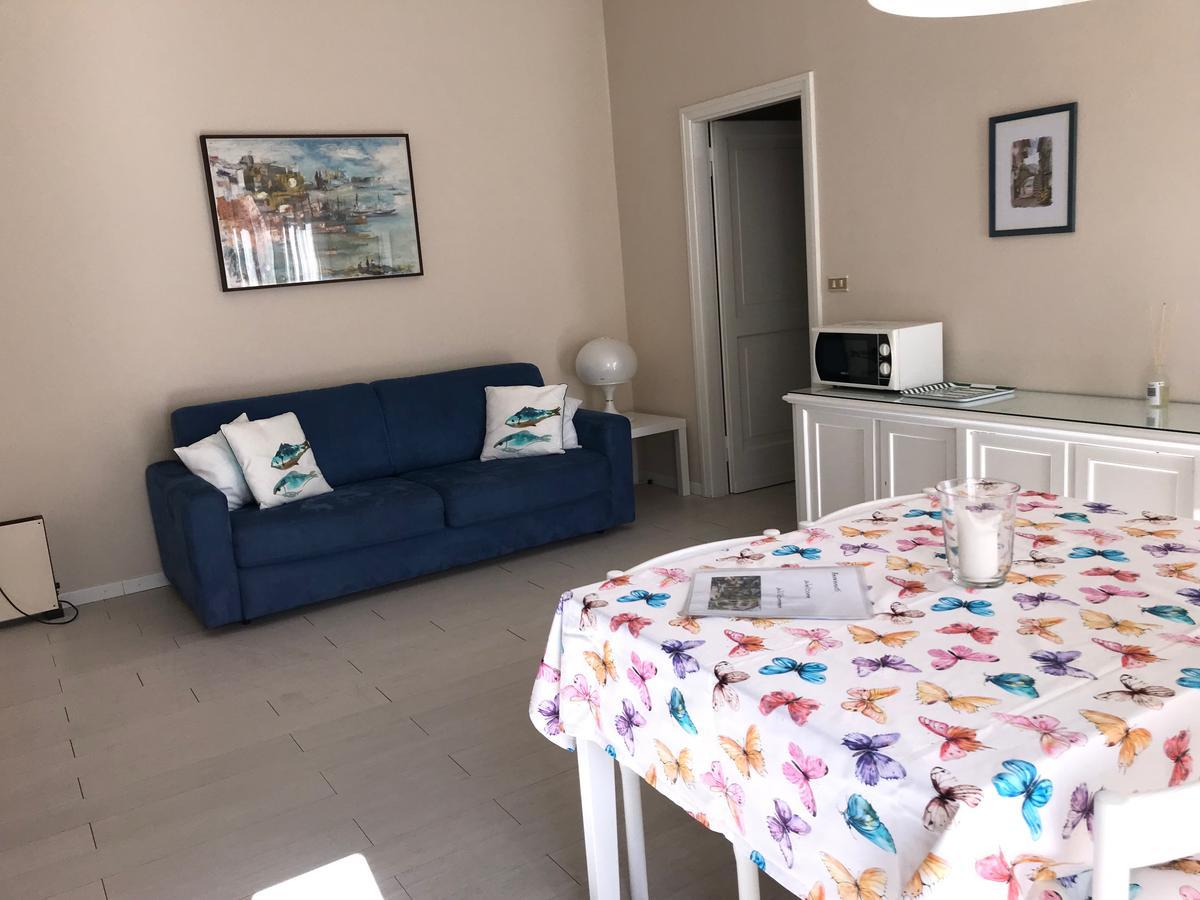 Residenza Le Logge Lejlighedshotel Torri Del Benaco Eksteriør billede
